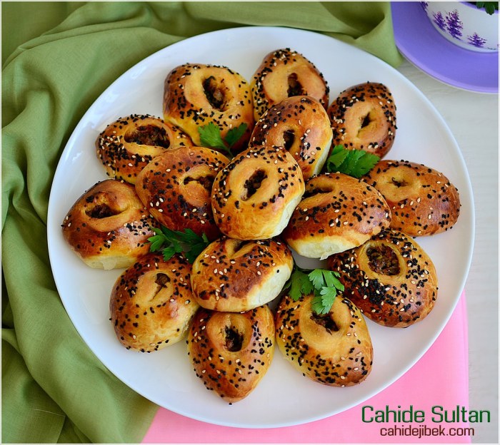 ıspanaklı poğaça