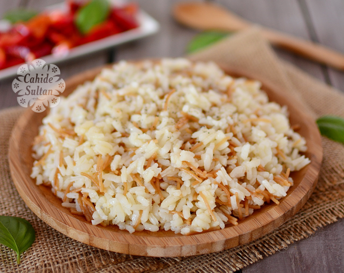 sade pirinç pilavı