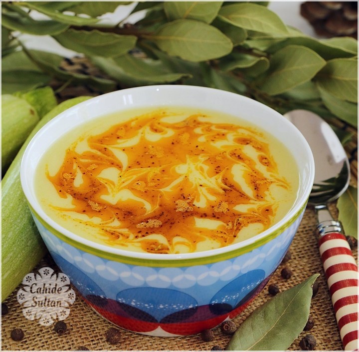 yogurtlu-kabak-corbasi