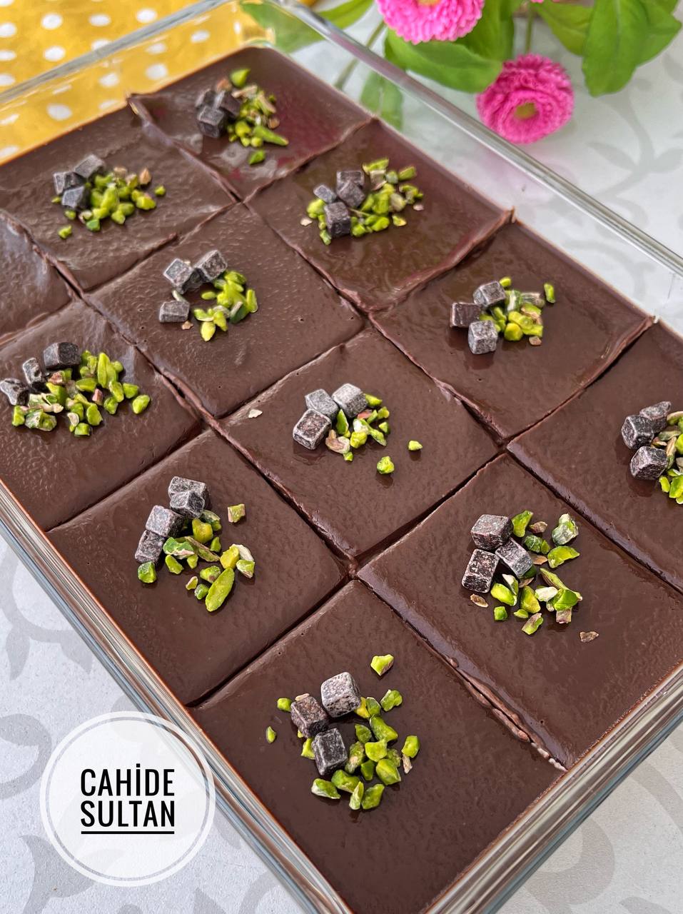 İrmikli Kolay Pasta Tarifi