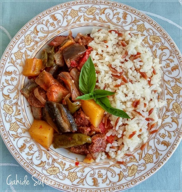 Kolay fırın yemeği 12142290_919320198159662_9251556_n