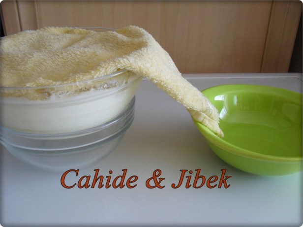 SÜZME YOĞURDUN YAPILIŞI